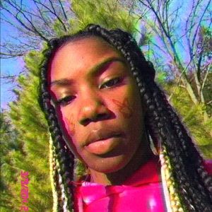 Meet your Posher, Jada